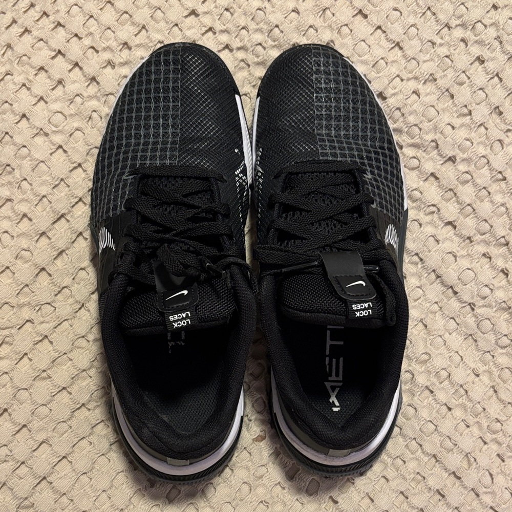 Nike Metcon Training Sneakers - Picture 4 of 5